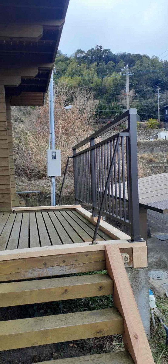 花光リフォームの安全で頼れる手すりにアップデートの施工後の写真2