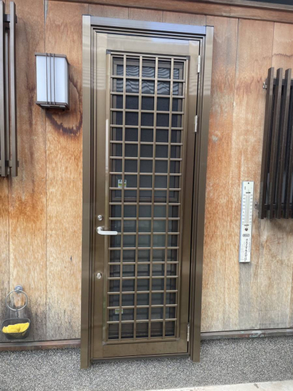 ダイワトーヨー住器の和歌山市　リシェント勝手口ドア改修工事施工事例写真1