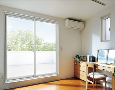 ｢古い！｣ ｢寒い！｣「 暑い！」 窓のお悩み解決 まどありー。太田店のブログ 写真1