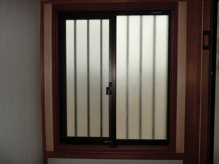 県南サッシトーヨー住器の窓　リフォーム　インプラスの施工前の写真2