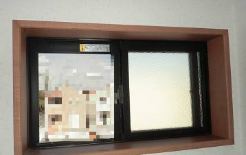 県南サッシトーヨー住器の窓　リフォーム　インプラスの施工前の写真3