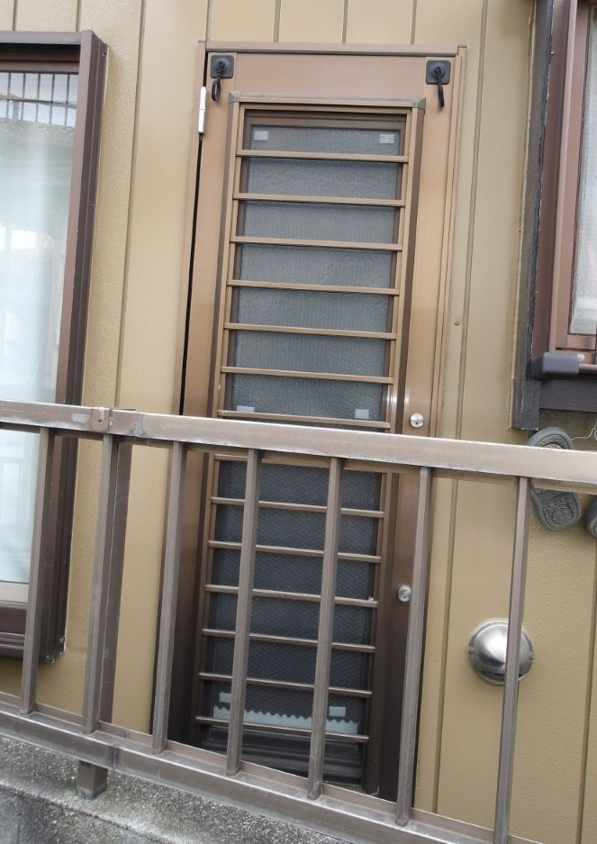 県南サッシトーヨー住器の風と光を通して、暮らしをもっと心地よく。勝手口ドアのリフォームをしませんか?の施工前の写真1