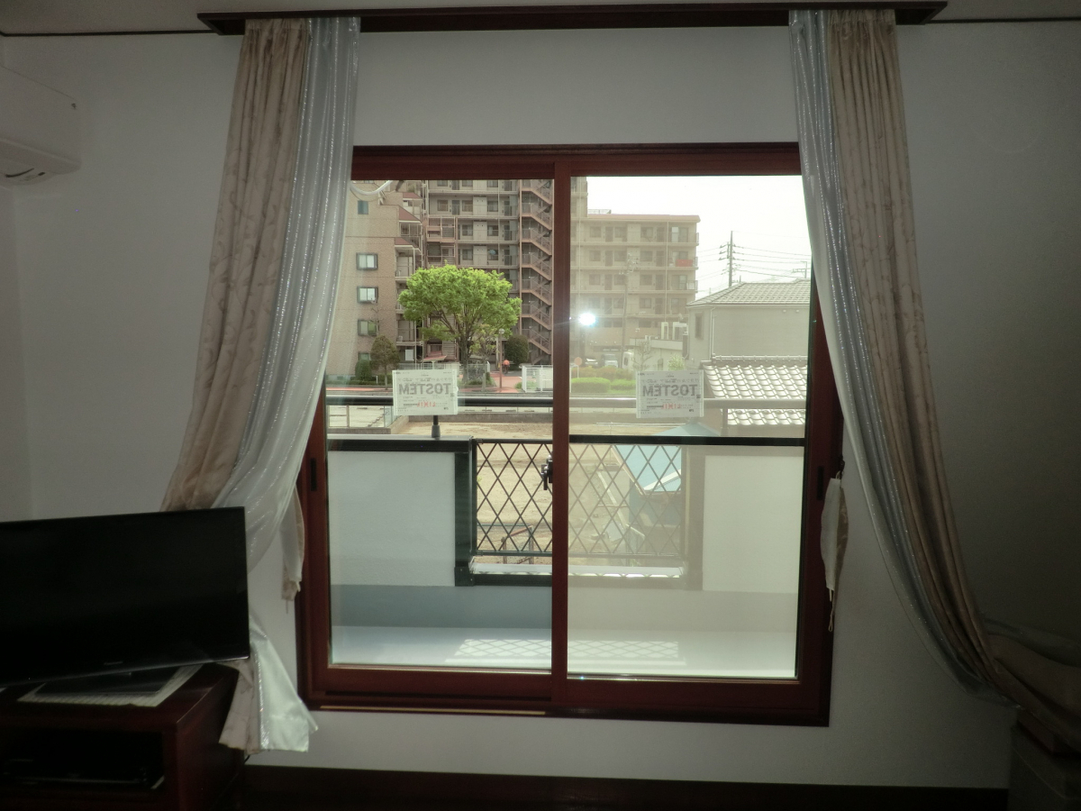 県南サッシトーヨー住器の窓・ドア断熱リフォームが今ならお得に!先進的な断熱性能の窓・ドアへ改修するリフォームに対しての補助金の施工後の写真1