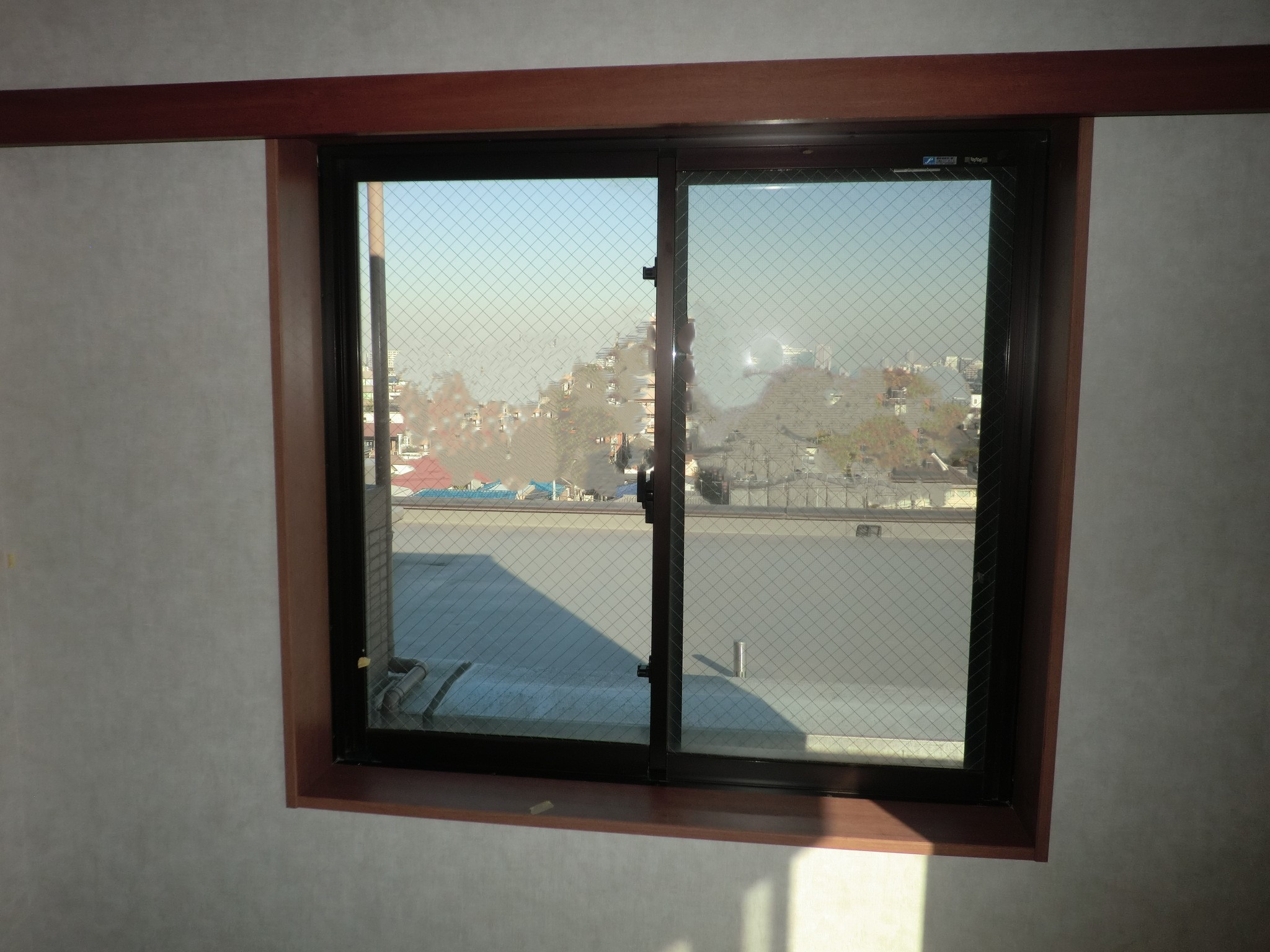 県南サッシトーヨー住器の冬はあったか　夏はさわやか　窓リフォーム内窓【インプラス】の施工前の写真2