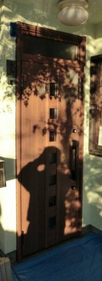 県南サッシトーヨー住器の玄関ドア　リフォーム施工事例写真1