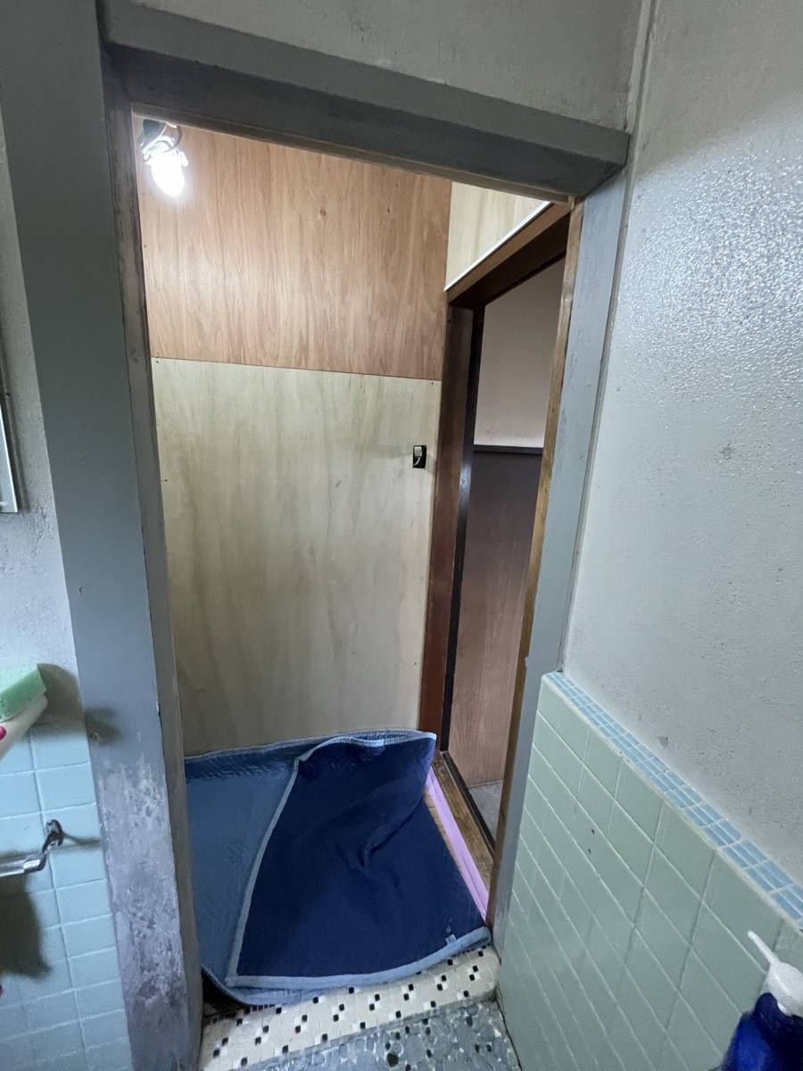 有田トーヨー住器の浴室引戸交換工事！！の施工前の写真1
