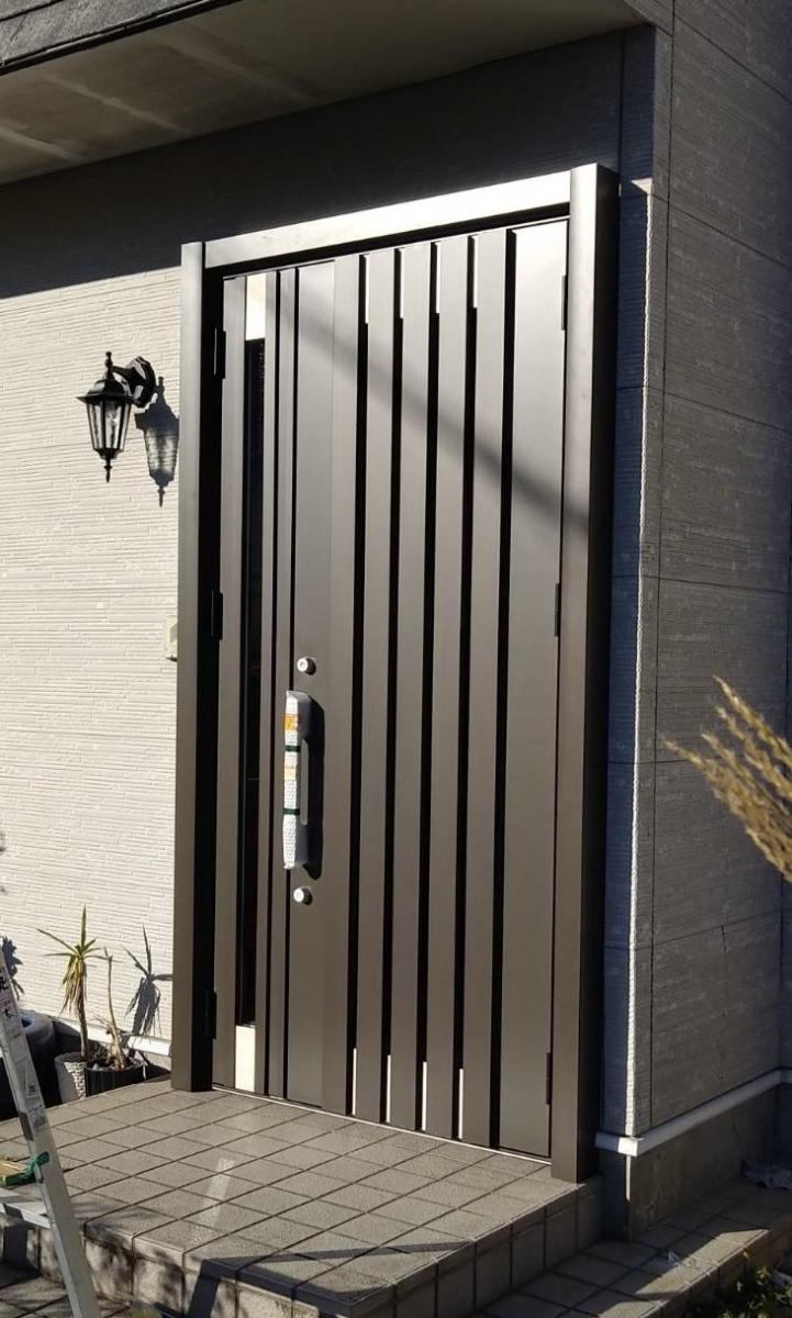 有田トーヨー住器の【玄関】リシェントで防犯と断熱性を強化！！の施工後の写真1