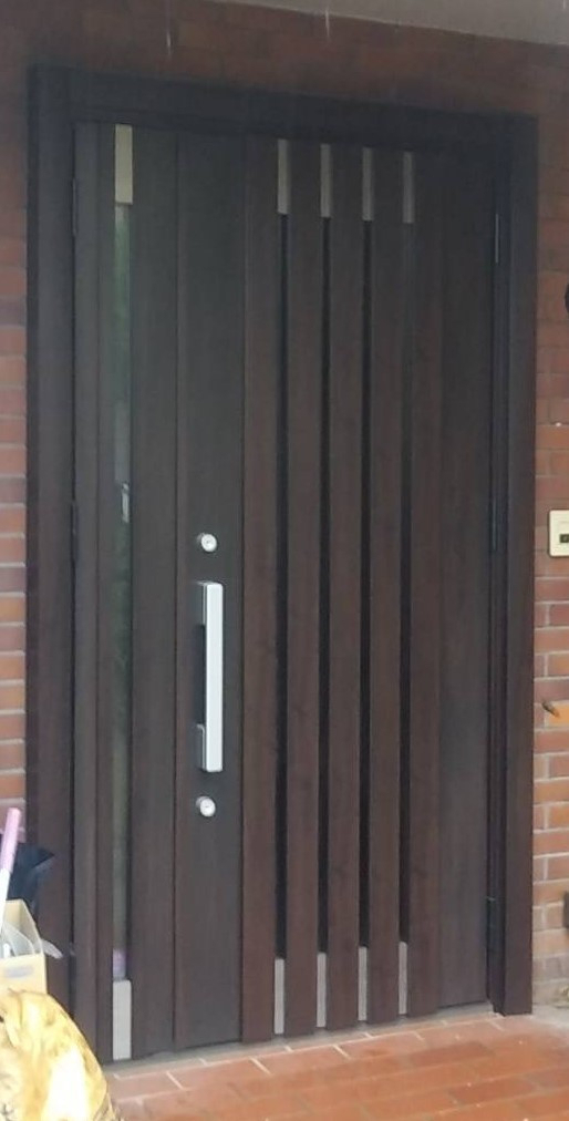 有田トーヨー住器の【玄関】昔の玄関からオシャレな玄関に！！の施工後の写真1