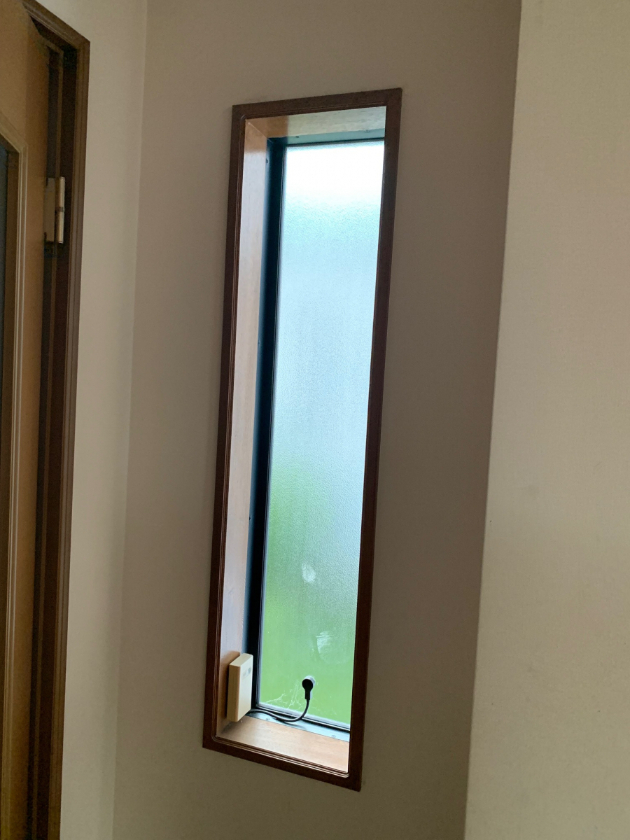紀南トーヨー住器のインプラス内窓　省エネ効果の施工前の写真1