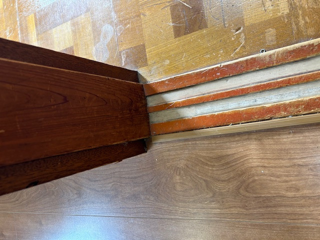 新堀建材トーヨー住器のリノバ室内引戸工事の施工前の写真2