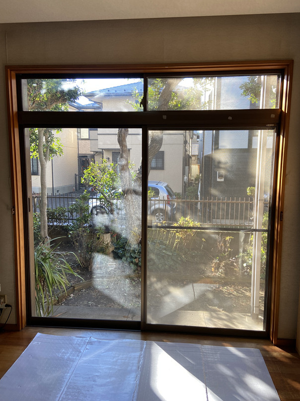 東京石原トーヨー住器の補助金も使って窓改修の施工前の写真1