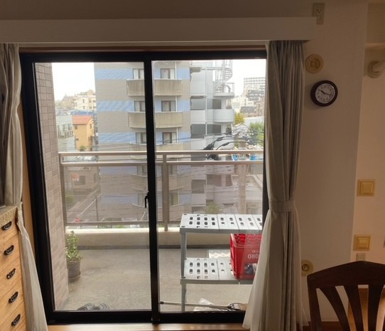 東京石原トーヨー住器の外の音がうるさくての施工前の写真2