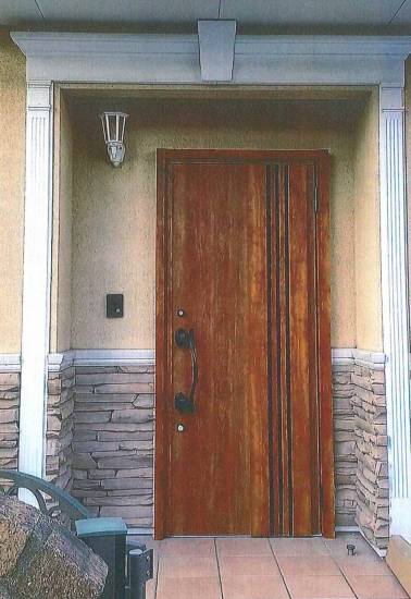 大平トーヨー住器の【リシェント玄関ドア】１年と通して快適な玄関に～♪施工事例写真1