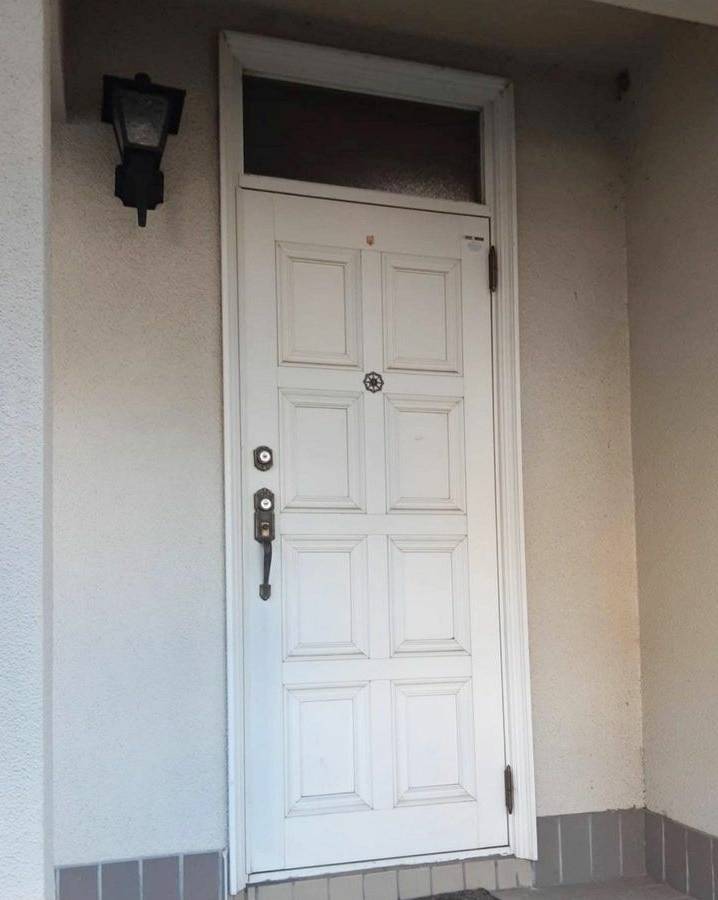 大平トーヨー住器の【玄関交換】リシェント玄関ドアの工事を行いました！の施工前の写真2