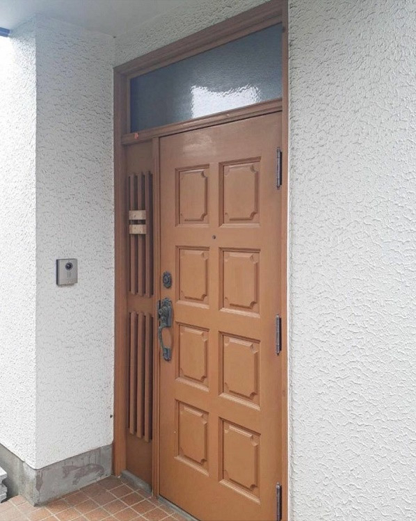 大平トーヨー住器の【玄関ドア】リシェント玄関ドアの交換工事の施工前の写真2