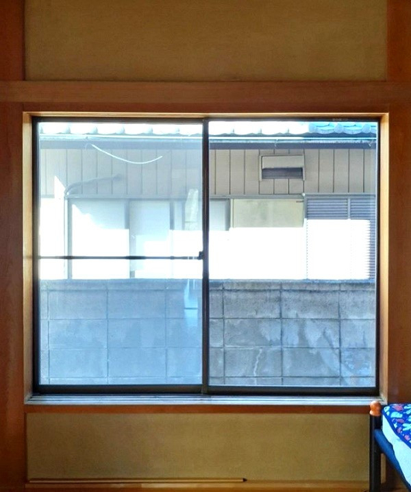 大平トーヨー住器の【佐野市】内窓設置で毎日が快適になりました！の施工前の写真3