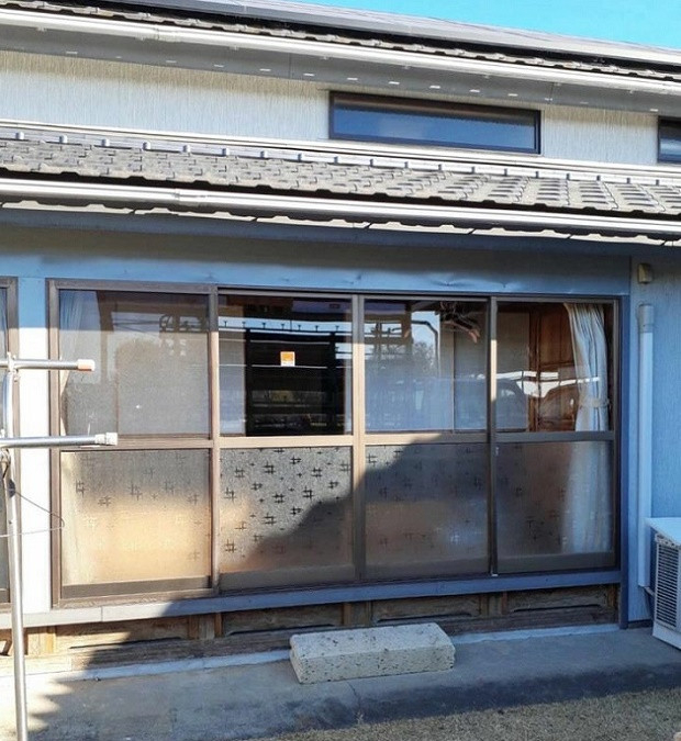 大平トーヨー住器の【小山市】シャッターの取り付けで安心～の施工前の写真2