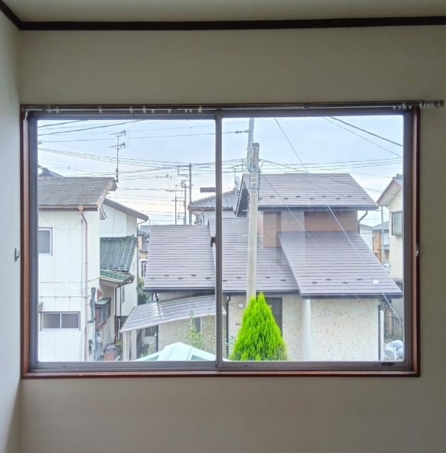 大平トーヨー住器の【小山市】窓まるごと断熱サッシに交換できます!の施工前の写真1