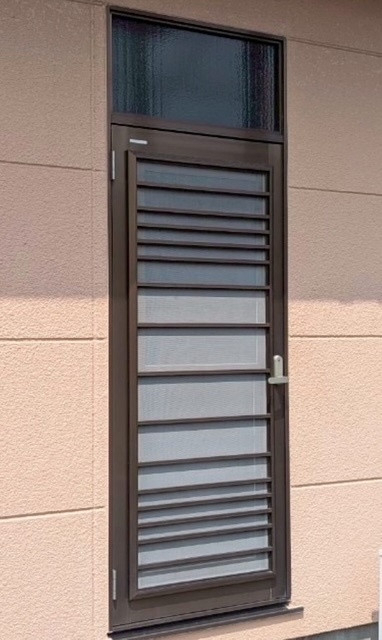 大平トーヨー住器の【小山市】簡単リフォーム＜リシェント勝手口ドア＞の施工前の写真3