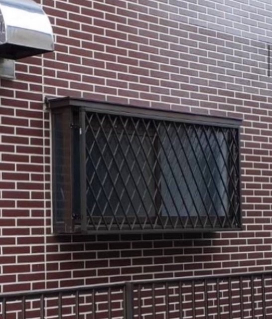 大平トーヨー住器の【足利市】簡単リフォーム<面格子>の施工後の写真1