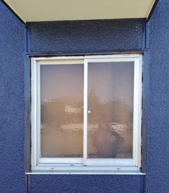 大平トーヨー住器の【足利市】簡単リフォーム<面格子>の施工前の写真2