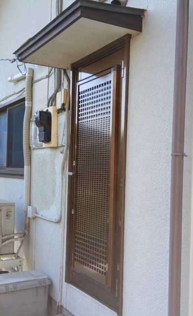 大平トーヨー住器の【小山市】簡単リフォーム<リシェント勝手口ドア>の施工後の写真2