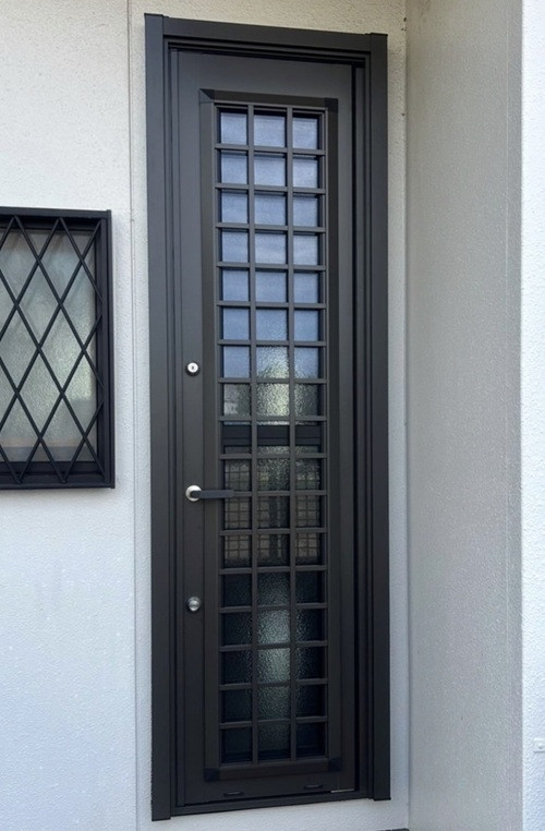 大平トーヨー住器の【佐野市】簡単リフォーム＜リシェント勝手口ドア＞の施工後の写真1