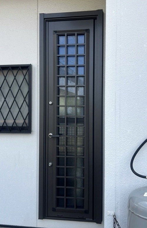 大平トーヨー住器の【佐野市】簡単リフォーム＜リシェント勝手口ドア＞の施工後の写真2