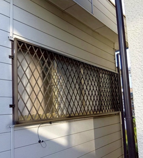 大平トーヨー住器の【佐野市】簡単リフォーム＜アルミ面格子＞の施工後の写真1