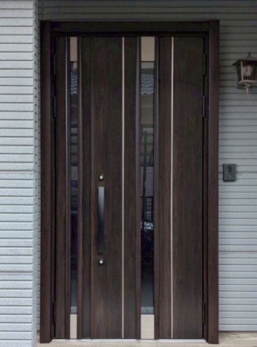 大平トーヨー住器の【栃木市】簡単リフォーム＜リシェント玄関ドア＞の施工後の写真1