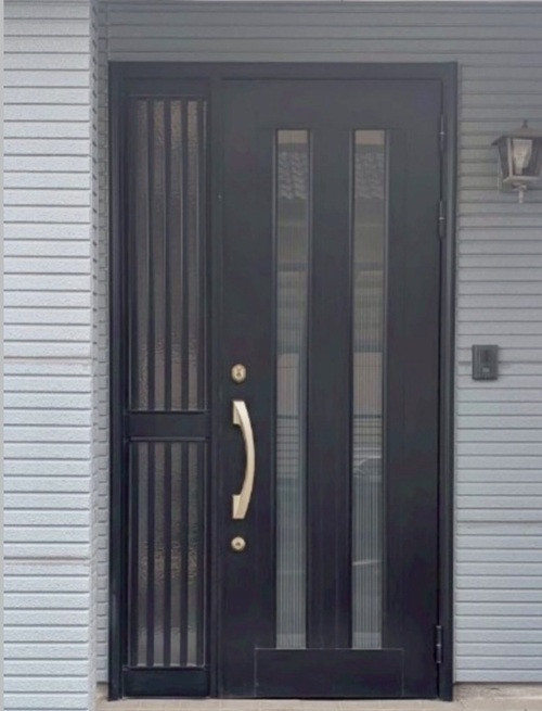 大平トーヨー住器の【栃木市】簡単リフォーム＜リシェント玄関ドア＞の施工前の写真1