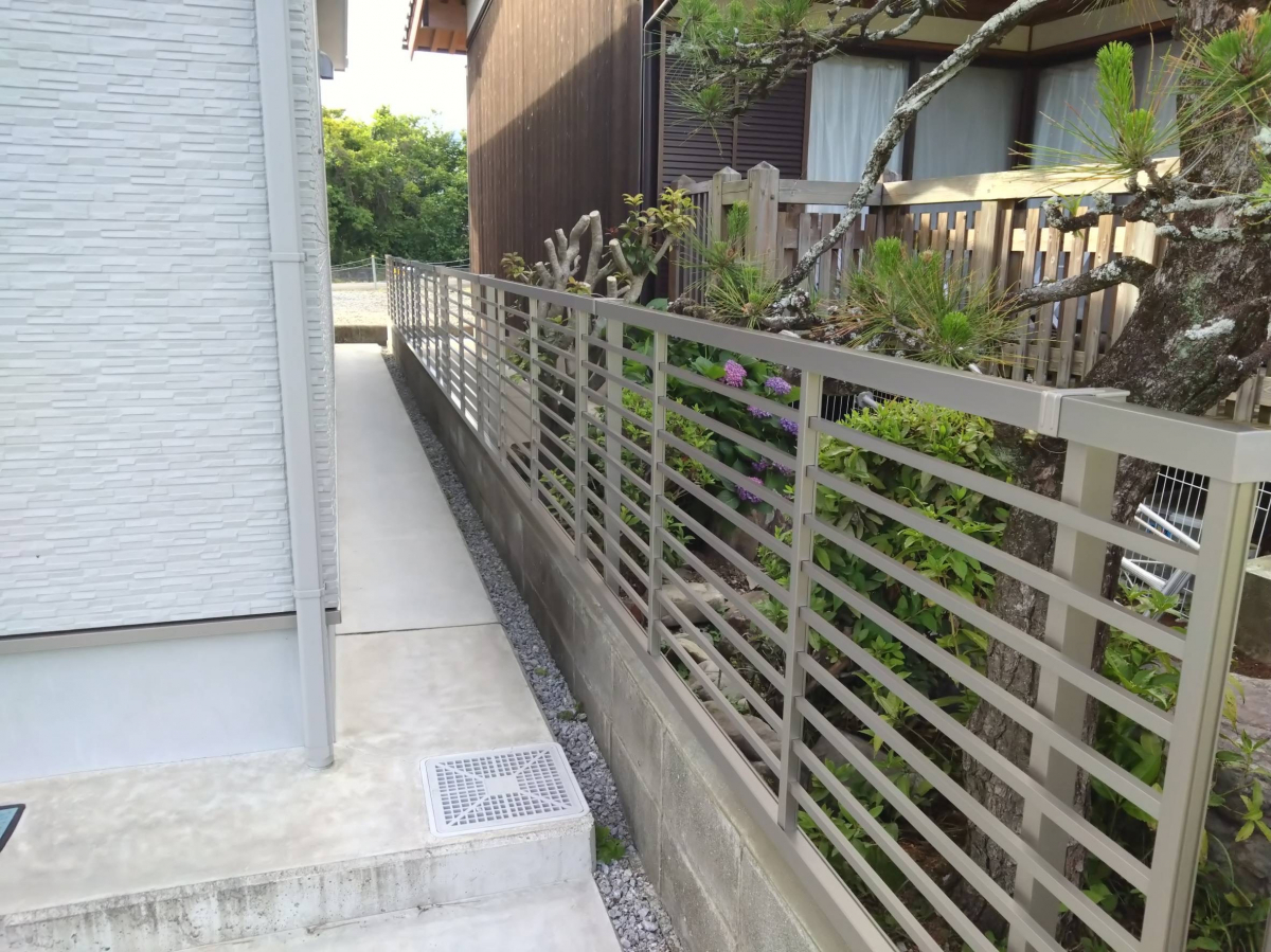 松本トーヨー住器の愛南町 フェンス工事の施工後の写真1