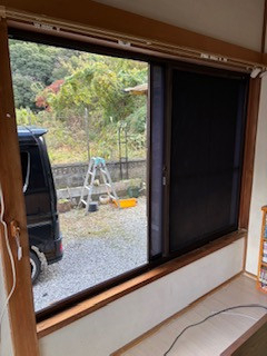 松本トーヨー住器の愛南町 内窓インプラス取付 補助金活用の施工前の写真2