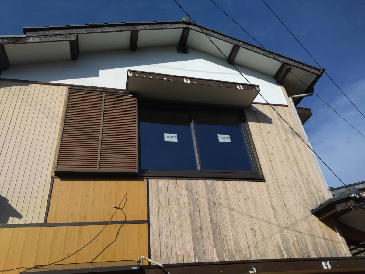 松本トーヨー住器の愛南町、窓リフォーム、補助金活用の施工後の写真1