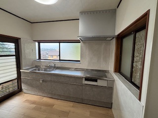 松本トーヨー住器の愛南町、キッチンリフォーム、補助金活用施工事例写真1