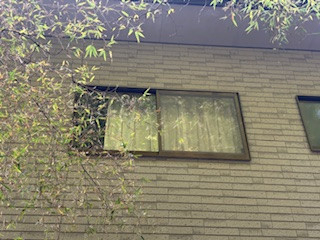 松本トーヨー住器の愛南町、窓リフォーム、カバー工法、補助金活用の施工前の写真2