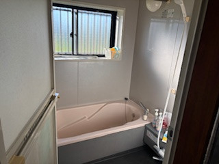 松本トーヨー住器の愛南町、バスルームリフォーム、補助金活用の施工前の写真1