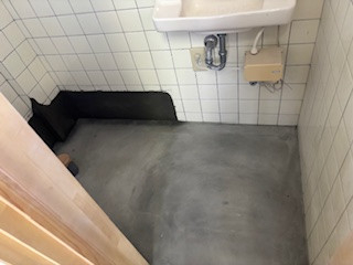 松本トーヨー住器の愛南町、トイレリフォームの施工前の写真2