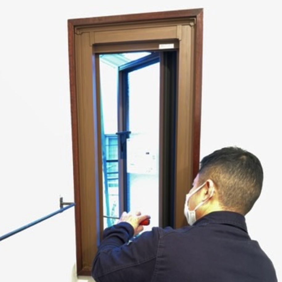 MADOORの【世田谷区】窓交換で寒い窓辺から卒業🌸（窓交換リプラス）の施工事例詳細写真3