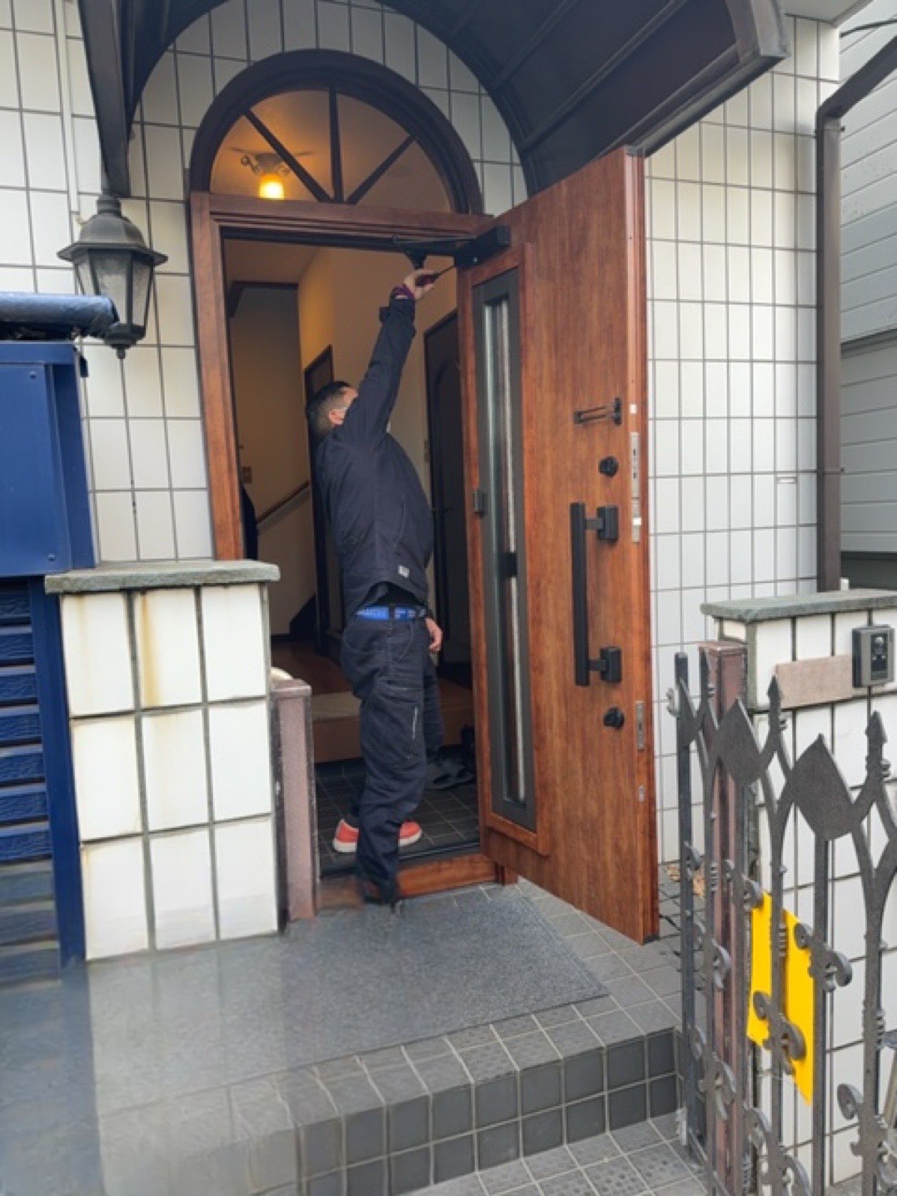 MADOORの【世田谷区】断熱効果を実感したい🏠🔥（リシェント玄関ドア）の施工事例詳細写真1