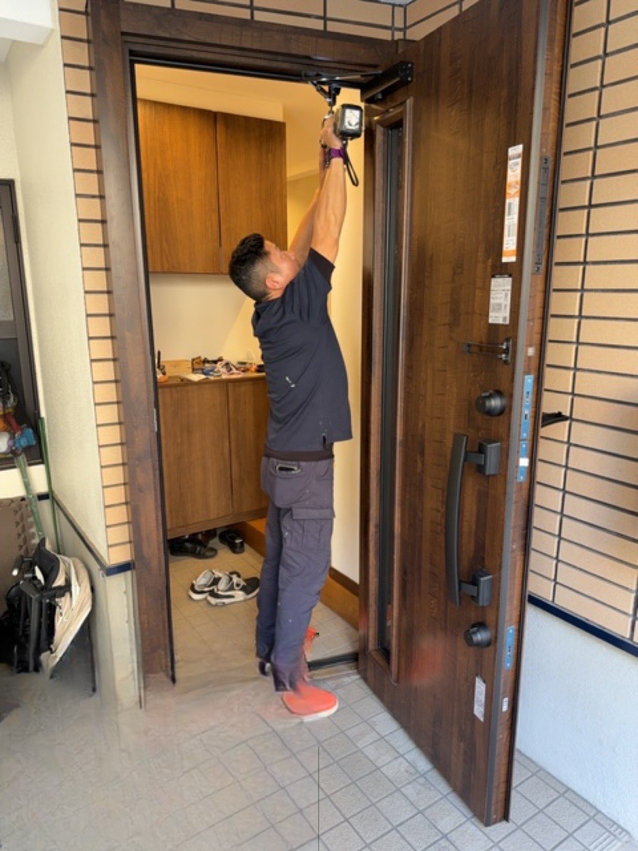 MADOORの【大田区】高断熱ドアで寒くない玄関に🚪⛄(玄関ドアリシェント)の施工事例詳細写真1