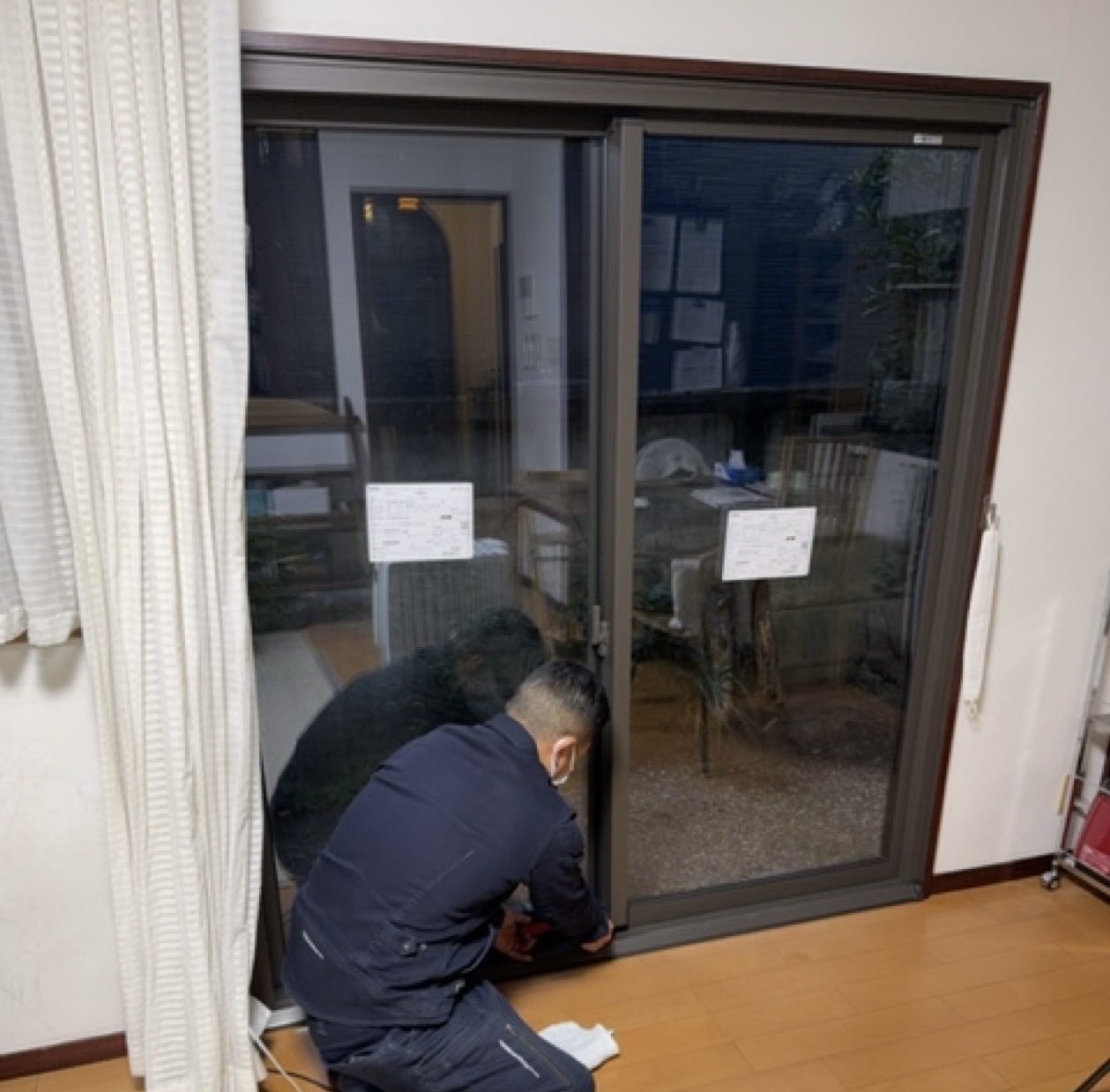 MADOORの【世田谷区】窓交換で寒い窓辺から卒業🌸（窓交換リプラス）の施工事例詳細写真1