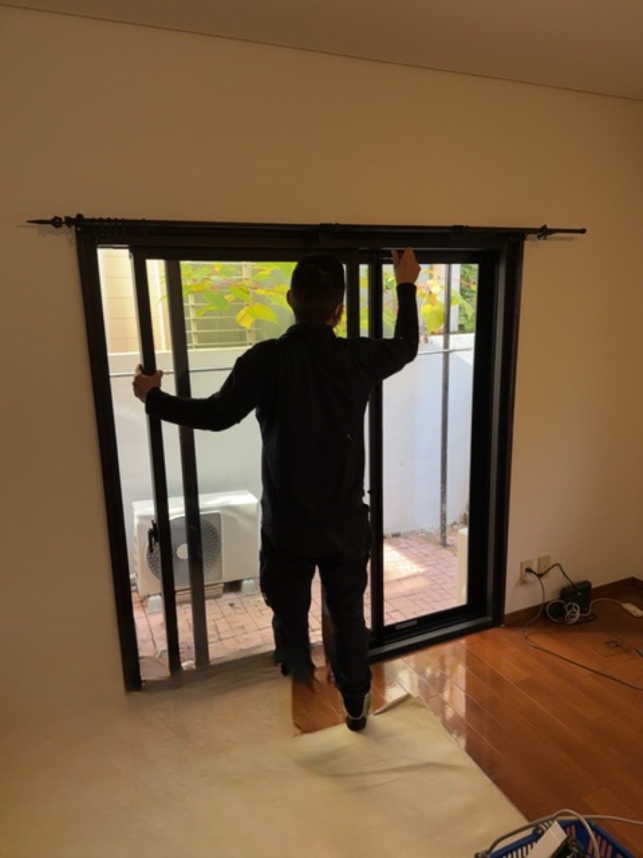 MADOORの【渋谷区】築古で窓リフォームしたい🏠（窓交換リプラス）の施工事例詳細写真1