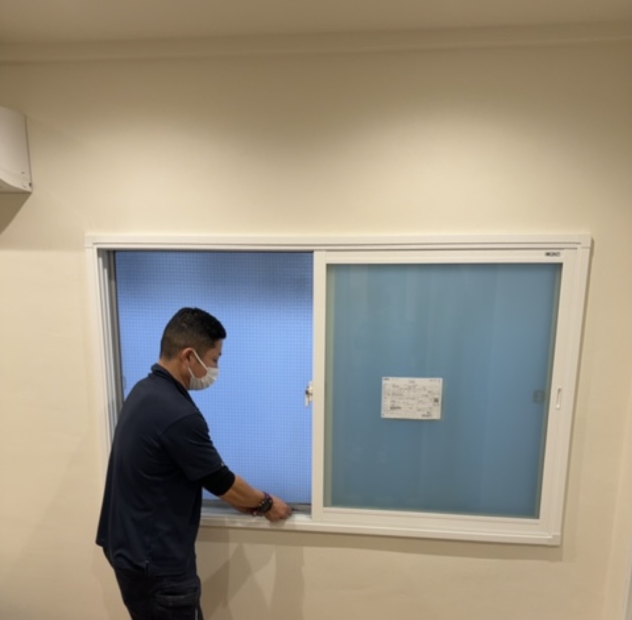 MADOORの【渋谷区】外からの視線が気になる🙈（内窓インプラス）の施工事例詳細写真1