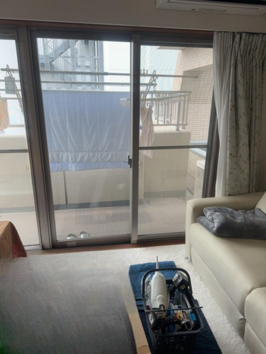 MADOORの【品川区】マンション戸別リフォーム🏢内窓の箇所を増やして防音と断熱効果◎（内窓インプラス）の施工前の写真2