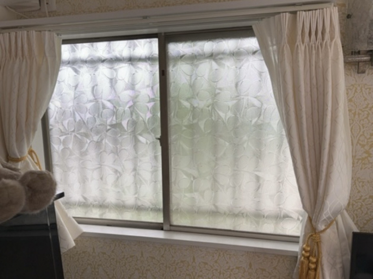 MADOORの【目黒区】フロストガラスの窓に交換で防犯対策🏠(窓交換リプラス)の施工前の写真3