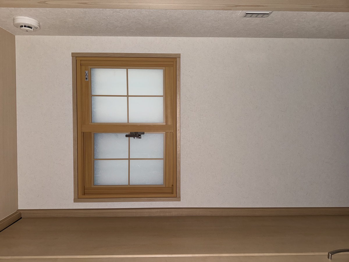 MADOORの【大田区】和室にお勧め！リアルな和紙調風ガラス（内窓インプラス）の施工後の写真2