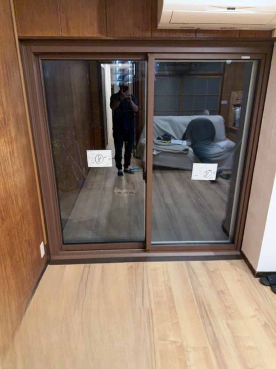 MADOORの【大田区】非木造でも窓交換１DAYリフォーム🏢（窓交換リプラスマンション用）の施工後の写真2