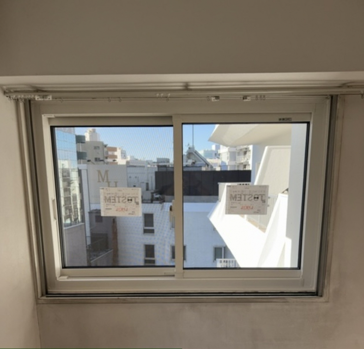 MADOORの【品川区】補助金利用でお気軽に防音対策！（取替窓リプラスマンション用）の施工後の写真2