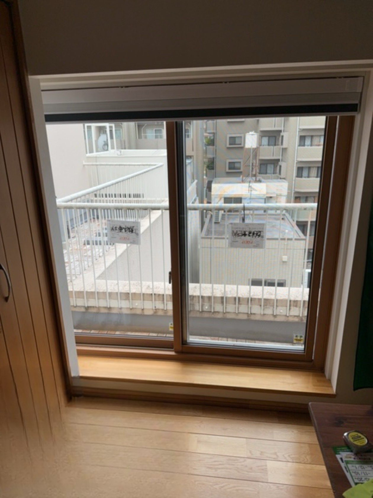 MADOORの【渋谷区】防犯ガラスと内窓で防犯対策🏢（窓交換リプラスマンション用・内窓インプラス）の施工後の写真1